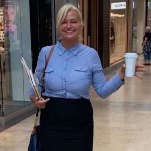 Meet your Posher, Anne